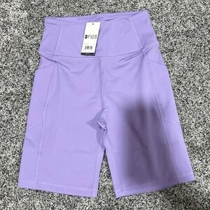 FIGS Performance Underscrub Biker Shorts Size S Lavender